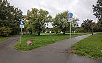 Fahrrad- und Fußgängerweg in einem Park (Archiv), über dts Nachrichtenagentur