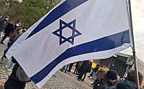 Israelische Fahne auf Pro-Israel-Demo (Archiv), über dts Nachrichtenagentur