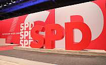 SPD-Logo auf Parteitag (Archiv), &uuml;ber dts Nachrichtenagentur
