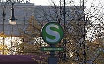 S-Bahn-Station am Brandenburger Tor in Berlin (Archiv), &uuml;ber dts Nachrichtenagentur