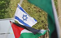 Flaggen von Israel und Palästinensern (Archiv), über dts Nachrichtenagentur