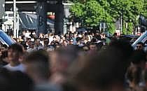 Menschen auf der Stra&szlig;e (Archiv), &uuml;ber dts Nachrichtenagentur