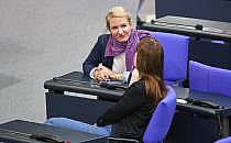 Ines Schwerdtner und Heidi Reichinnek am 06.05.2025, &uuml;ber dts Nachrichtenagentur