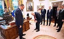 Friedrich Merz und Donald Trump am 05.06.2025, Kugler, Steffen/BPA,  Text: &uuml;ber dts Nachrichtenagentur