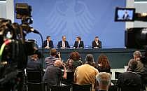 Olaf Lies, Friedrich Merz, Michael Kretschmer und Stefan kornelius am 18.06.2025, über dts Nachrichtenagentur