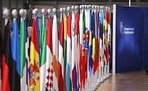 Fahnen der EU-Mitgliedsl&auml;nder beim Europ&auml;ischen Rat am 26.06.2025, &uuml;ber dts Nachrichtenagentur