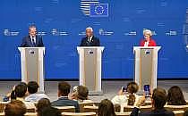 Donald Tusk, Ant&oacute;nio Costa, Ursula von der Leyen am 27.06.2025, &uuml;ber dts Nachrichtenagentur