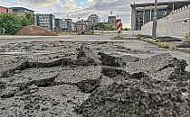 Aufgerissene Straße (Archiv), über dts Nachrichtenagentur