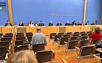 Regierungspressekonferenz am 10.11.2025, über dts Nachrichtenagentur