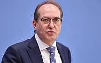 Alexander Dobrindt am 11.11.2025, über dts Nachrichtenagentur