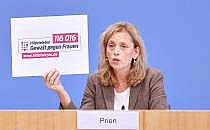 Karin Prien am 21.11.2025, &uuml;ber dts Nachrichtenagentur