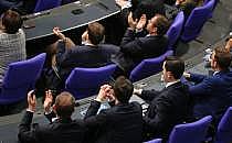 Unionsfraktion reagiert auf Abstimmung zum Rentenpaket am 05.12.2025, über dts Nachrichtenagentur